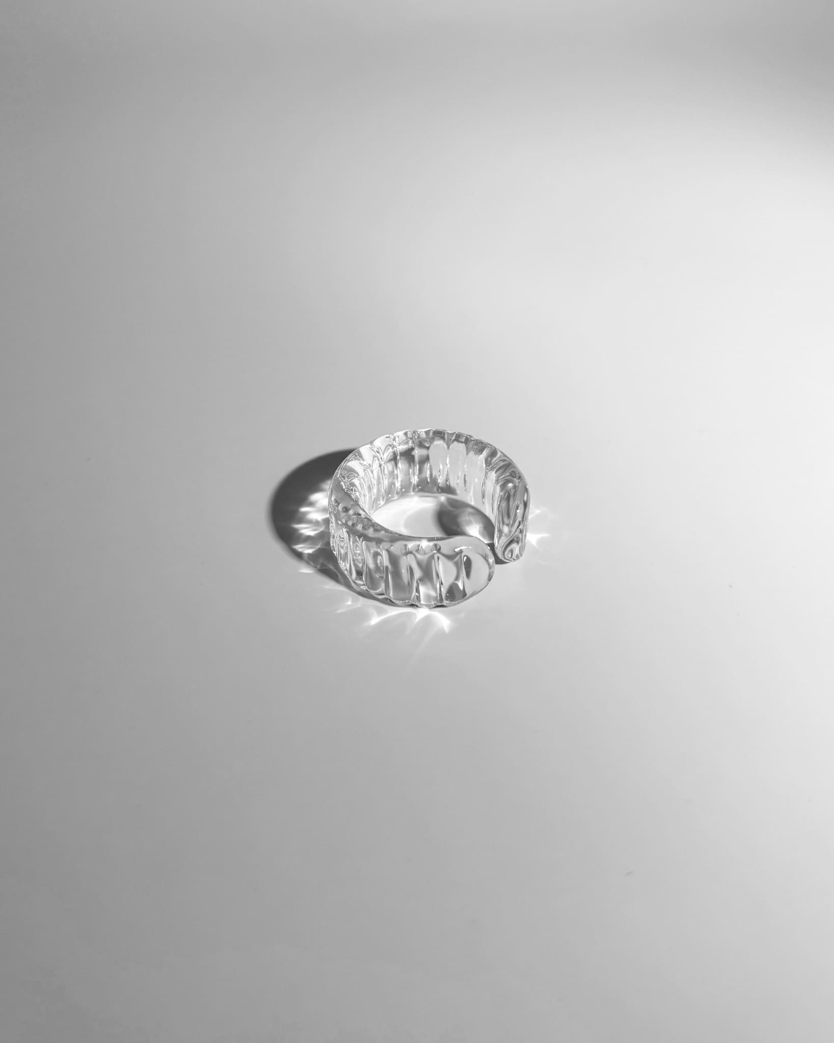 Anillo / Ear cuff "Icicle" HARIO Lampwork Factory